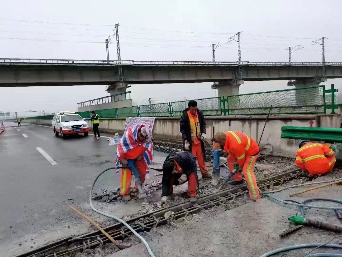 余姚桥梁伸缩缝抢修料